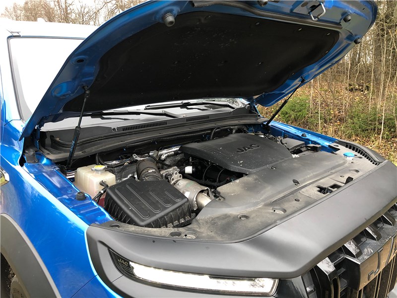 JAC T9 (2024) моторный отсек