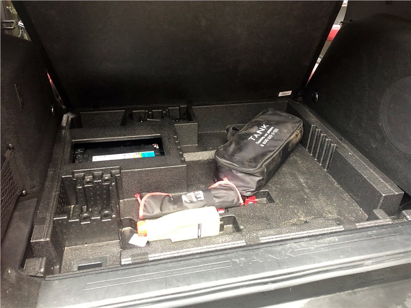 Tank 400 (2026) багажный отсек