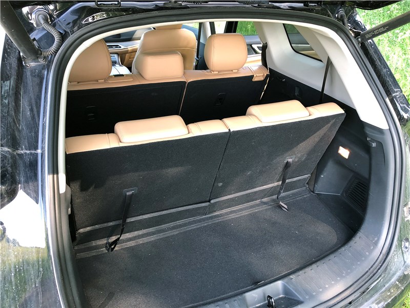 Evolute i-Space (2024) багажное отделение