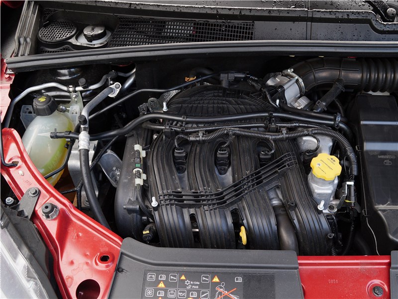 Lada XRay 2015 двигатель