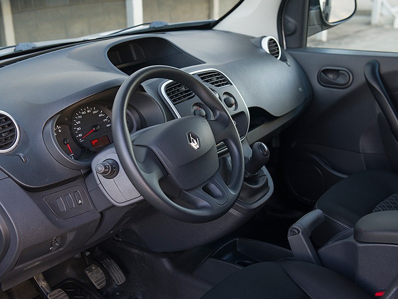 Renault Kangoo 2014 водительское место
