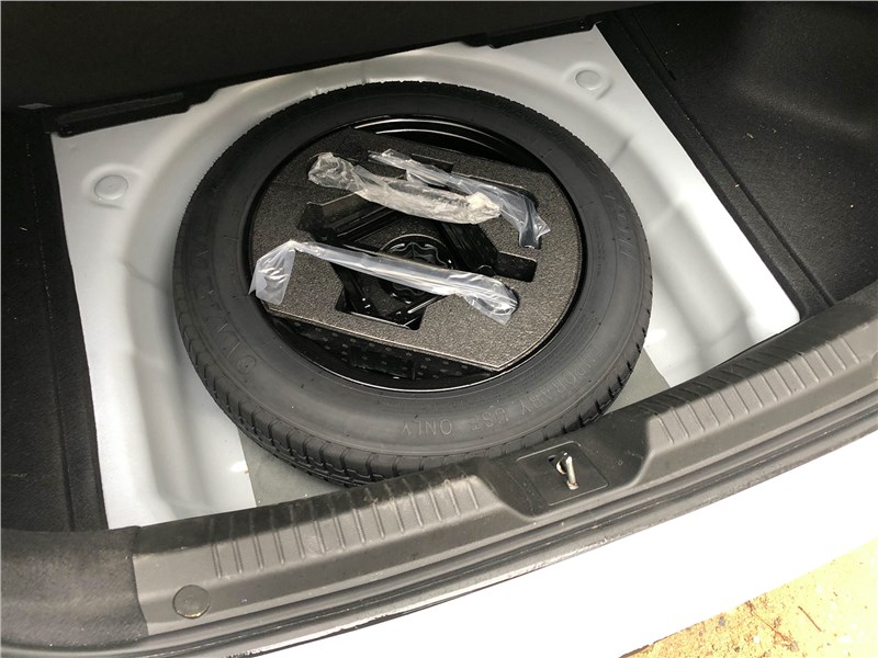 GAC Empow (2025) запаска и органайзер