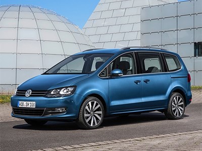 В Европе начинаются продажи обновленной версии минивэна Volkswagen Sharan