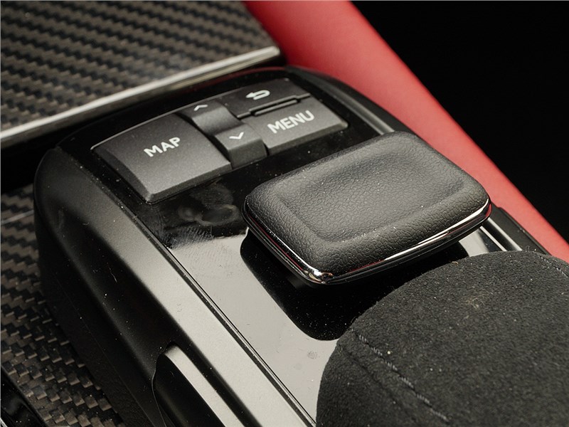 Lexus GS F 2016 джойстик управления мультимедиасистемой