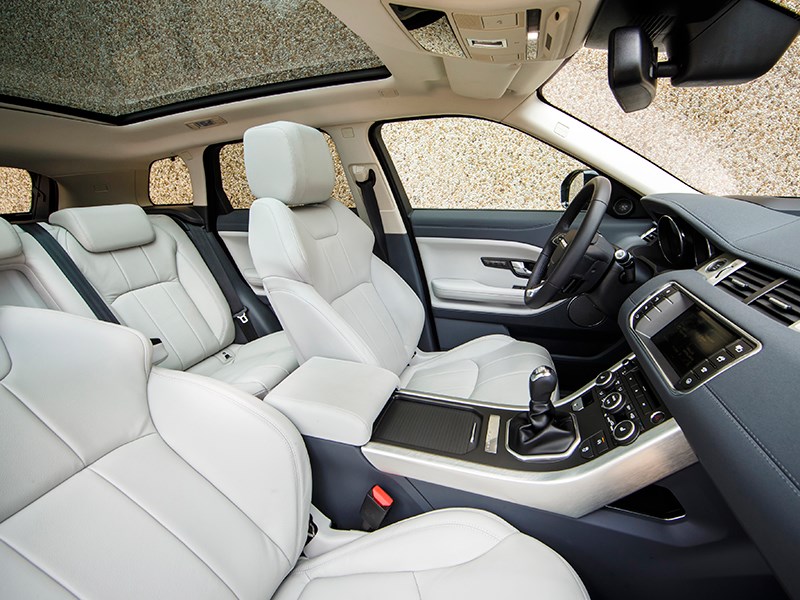 Land Rover Range Rover Evoque 2016 передние кресла