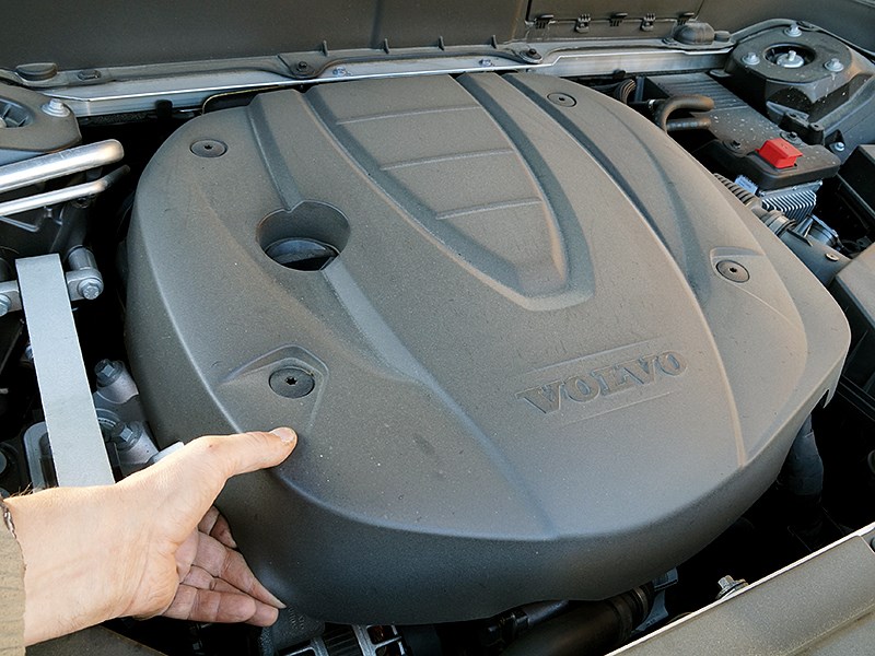 Volvo XC90 2015 двигатель