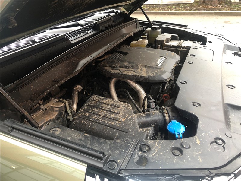 Tank 400 (2026) моторный отсек