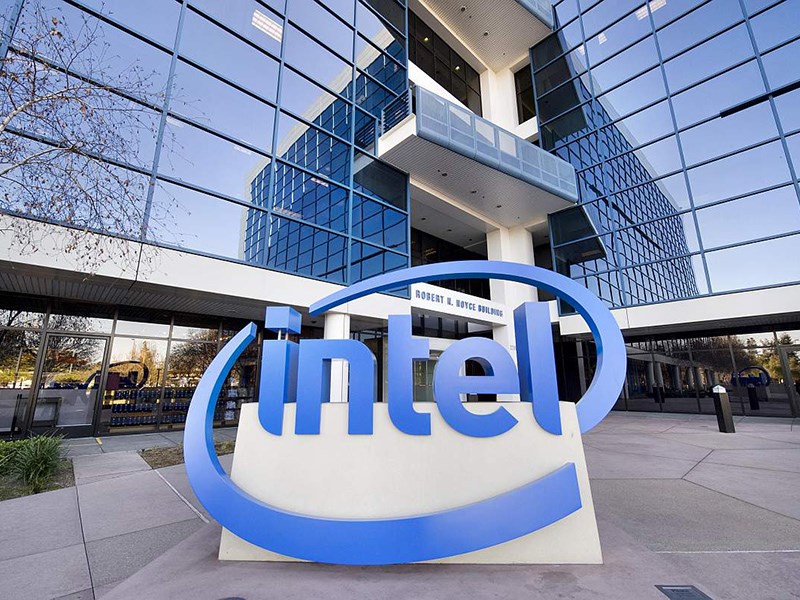 Intel делает ставку на «беспилотники»