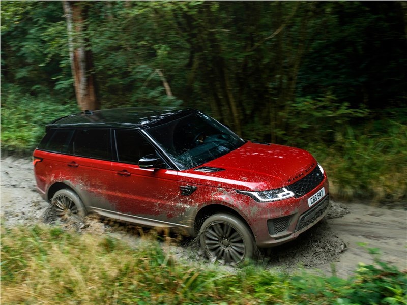 Land Rover Range Rover Sport 2017 вид спереди