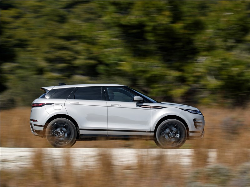Land Rover Range Rover Evoque 2020 вид сбоку