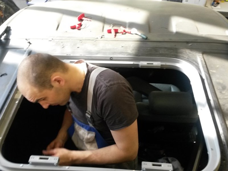 Как отремонтировать и снять крышу-кабриолет в БМВ Е36