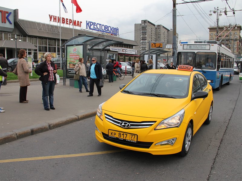 В столице снизилось число ДТП с участием таксистов