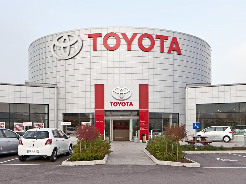 Беспилотники Toyota будут сами изъявлять желание о помывке