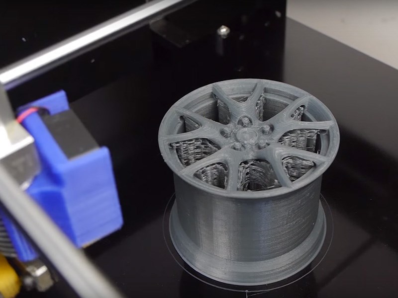 В России будут печатать колесные диски на 3D-принтерах