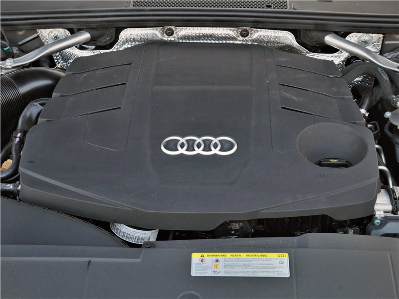 Audi A6 allroad quattro (2020) моторный отсек