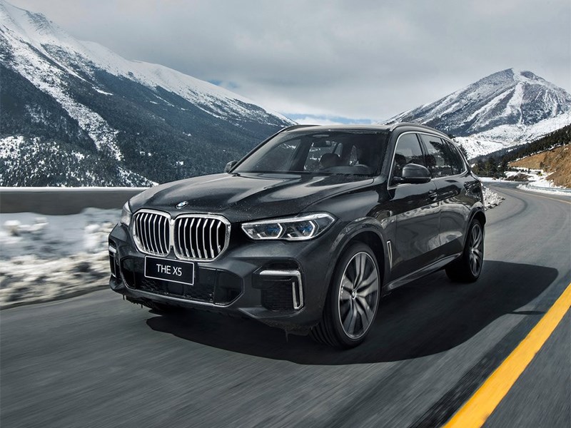 «Автотор» снова собирает BMW: на заводе выпустили партию X5 и X6