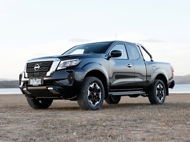 Новый Nissan Navara создали на базе Mitsubishi Triton