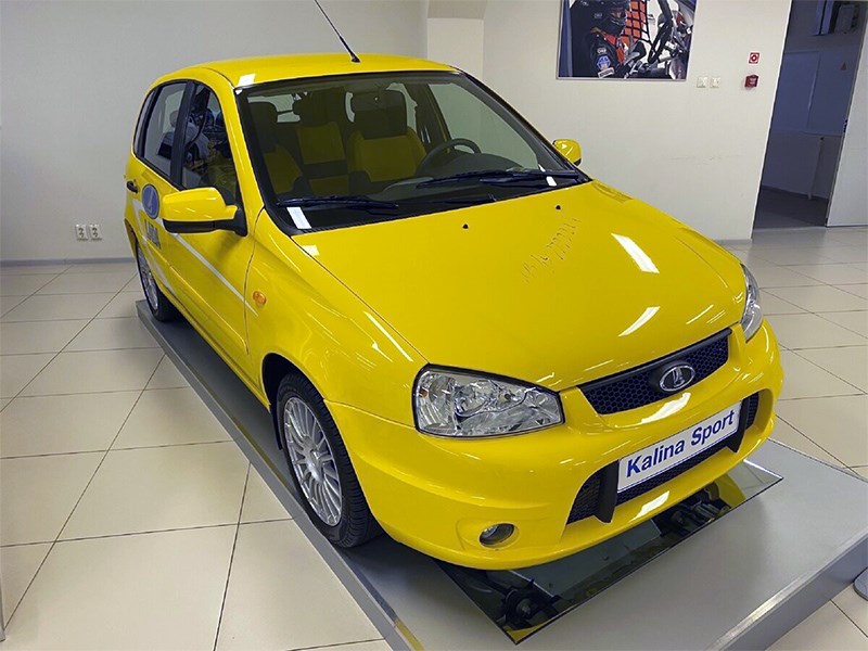 Lada Kalina Владимира Путина стала талисманом сибирских дорожников