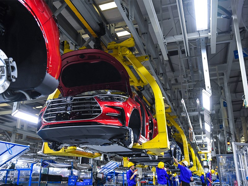 Китайские автогиганты дали жесткий ответ блогерам за фейки о машинах