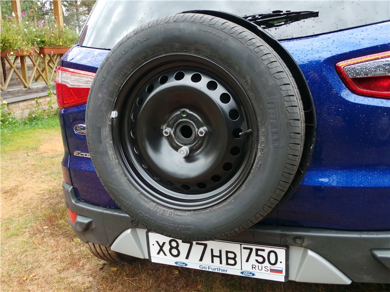 Ford EcoSport 2013 запасное колесо