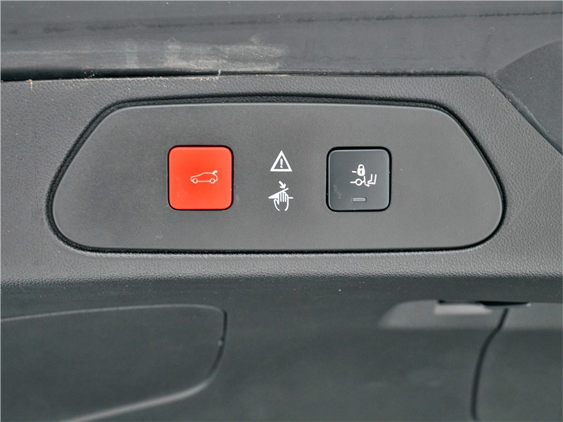 Opel Grandland X 2018 кнопки