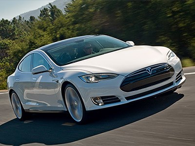 В тестах Consumer Reports электрокар Model S набрал 103 балла из 100
