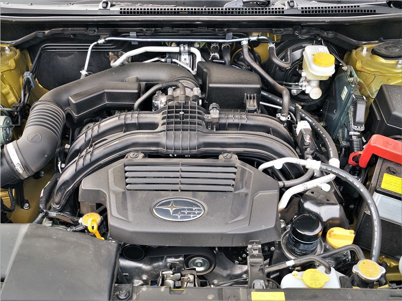 Subaru XV (2022) моторный отсек 