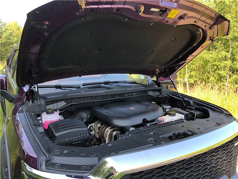 Foton Tunland V9 (2025) моторный отсек