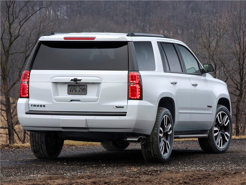 Chevrolet Tahoe RST 2018 вид сзади