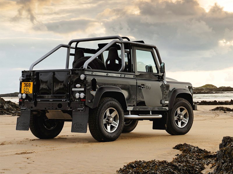 Грядущий Land Rover Defender может стать пикапом