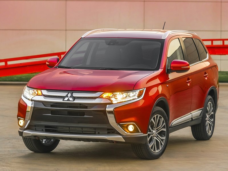 Mitsubishi отзывает Outlander