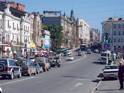 Владивосток вошел в пятерку самых автомобилизированных городов России