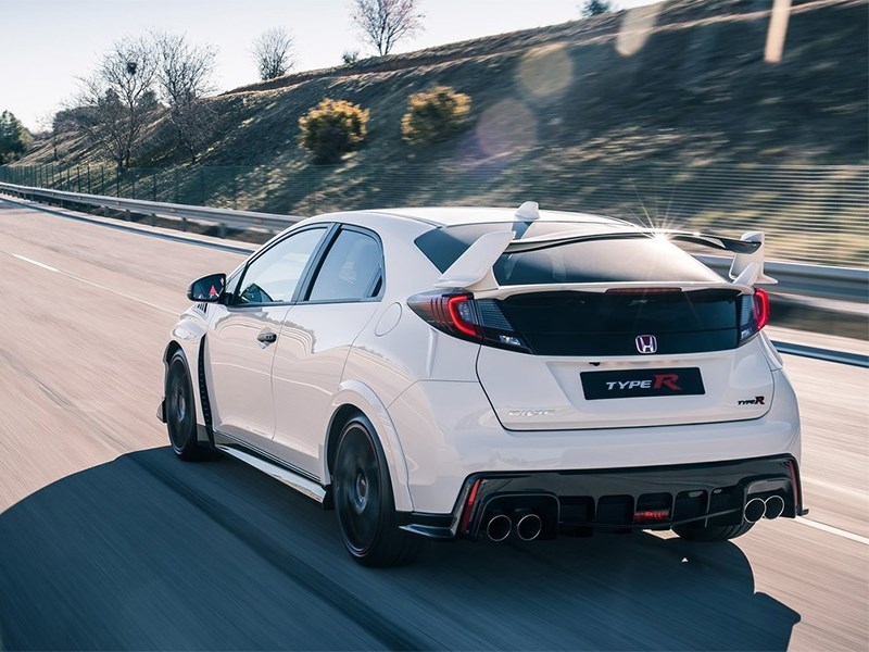 Honda Civic Type R 2015 вид сзади