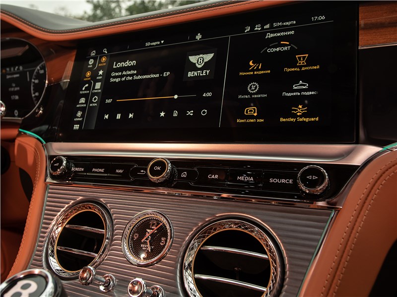 Bentley Continental GT 2018 монитор интерфейса
