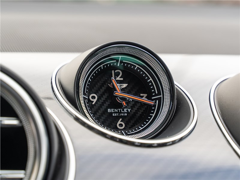 Bentley Bentayga Speed 2020 часы