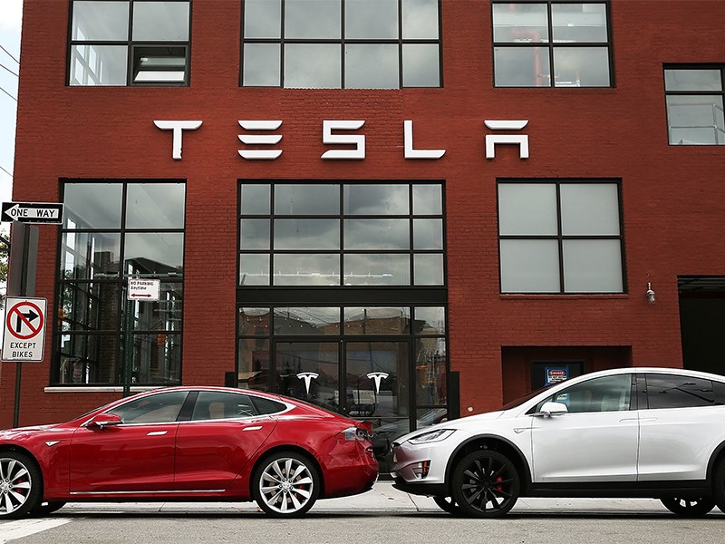 Компания Tesla стала самым дорогим автопроизводителем в мире