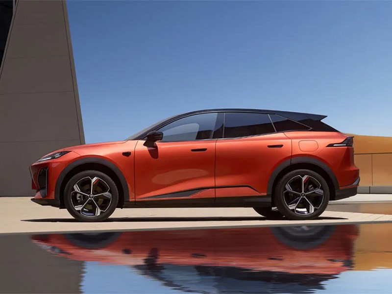 Обновленный Deepal S07 получил автопилот Huawei и батареи с большим запасом хода