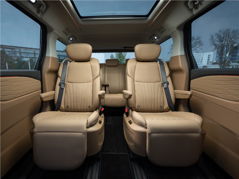 JAC RF8 (2026) второй ряд