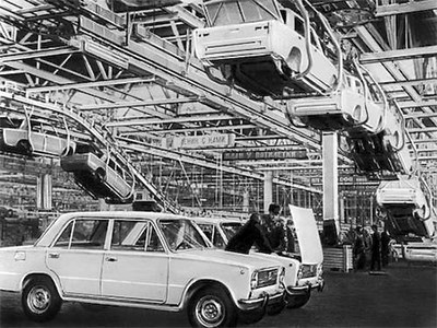 Российскому «АвтоВАЗу» исполнилось 48 лет