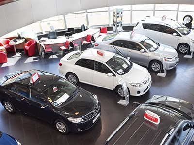 Российский авторынок может упасть в полтора раза по итогам февраля