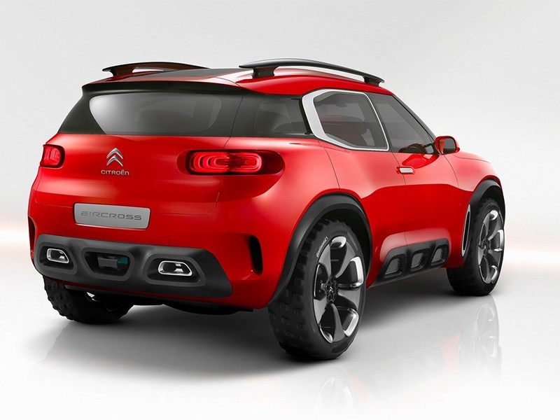 Citroen Aircross Concept 2015 вид сзади