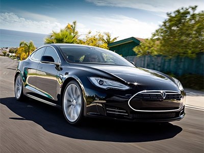 Журнал Consumer Reports сомневается в надежности Tesla Model S