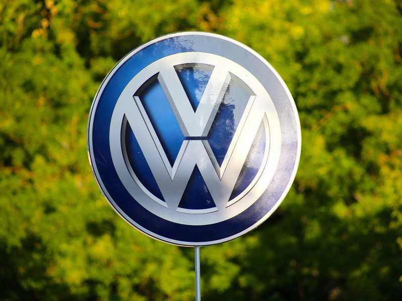 Volkswagen строит в Китае огромный завод про производству аккумуляторов