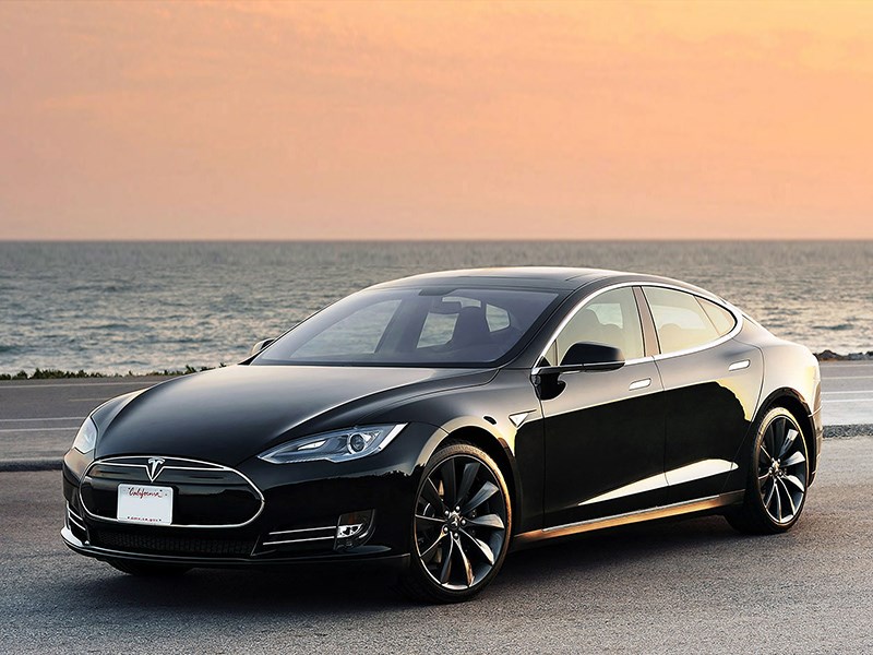 Tesla прекращает производство Model S