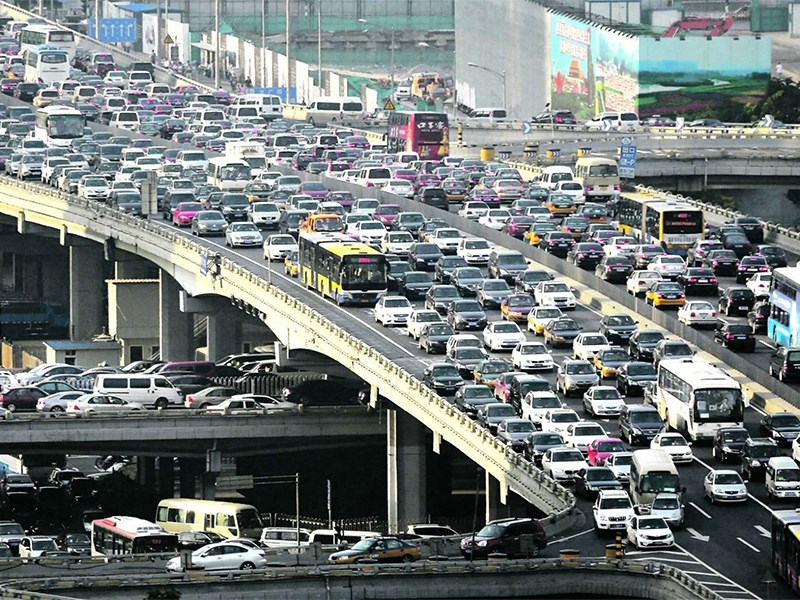 Китай запретит автомобили с ДВС