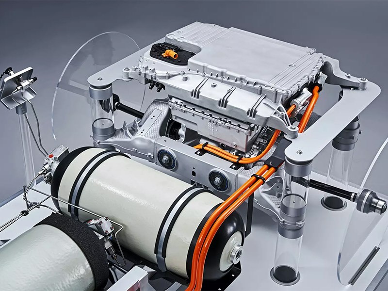 BMW и Toyota разработали новую силовую установку на водороде