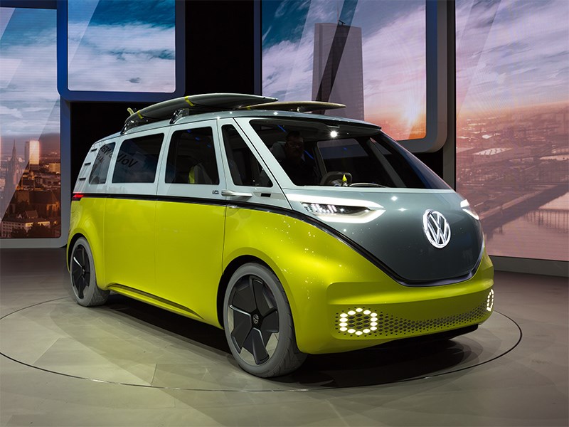 Volkswagen взбодрит сегмент минивэнов электрокарами