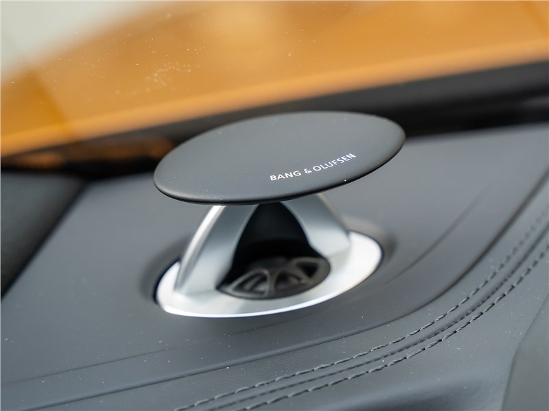 Audi Q8 2019 аудиосистема Bang & Olufsen