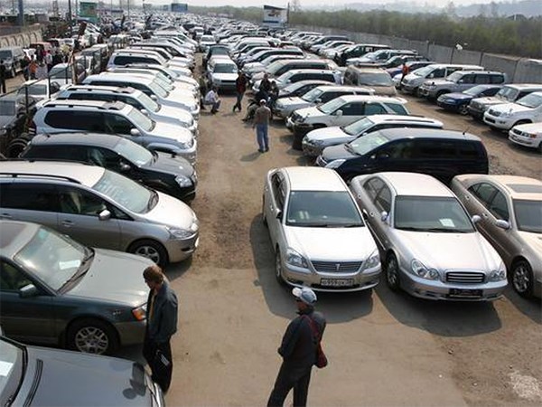 Рынок легковых автомобилей в апреле сократился