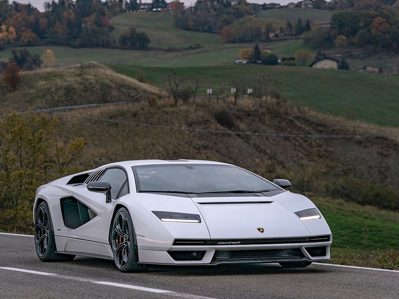 Lamborghini объявляет отзыв своих спорткаров